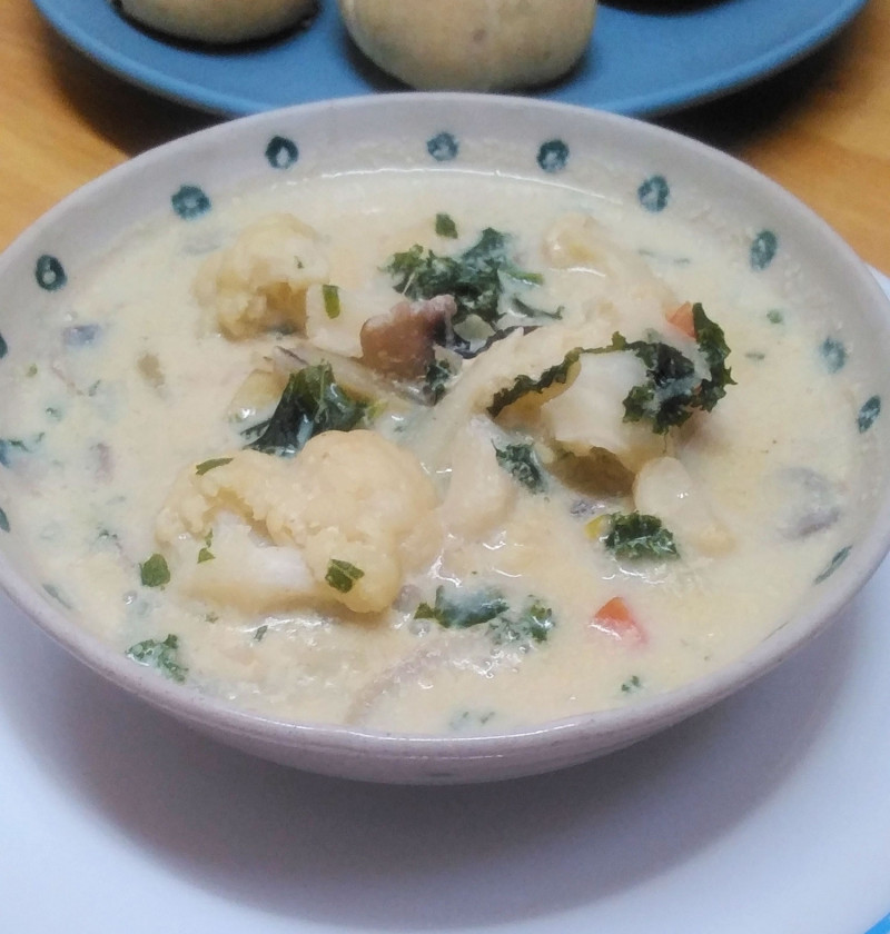 cauliflower and vegetable soup