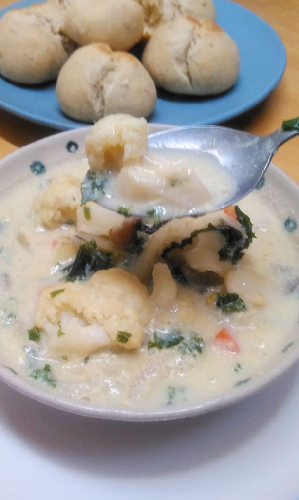vegan cauliflower and vegetable soup